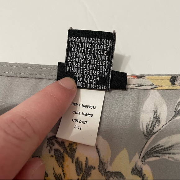 Torrid Peplum Floral Blouse - Picture 7 of 8